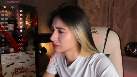 Belle online show from October 30, 2025, 3:41 am