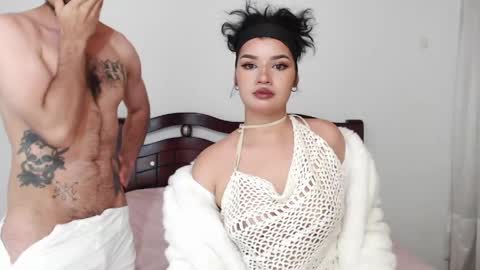 darling_and_dante online show from May 1, 2026, 7:57 am
