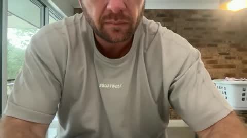 Snapshot of dartanian0001 chatting on October 28, 2025, 4:27 am dartanian0001 online show from October 28, 2025, 4:27 am