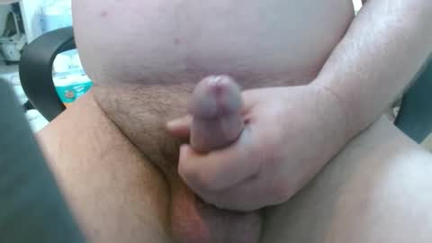 dartduke71 online show from April 20, 2026, 3:37 pm