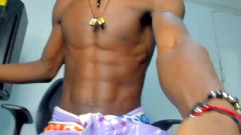 Snapshot of darwin_jhonson chatting on December 12, 2024, 1:53 am Darwin online show from December 12, 2024, 1:53 am