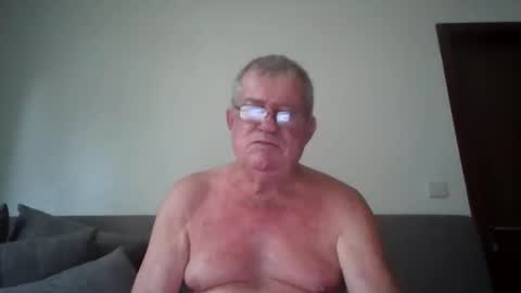 Snapshot of darwincock chatting on June 9, 2026, 1:28 am darwincock online show from June 9, 2026, 1:28 am