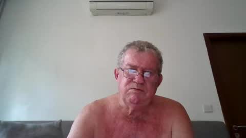 Snapshot of darwincock chatting on June 22, 2026, 1:40 am darwincock online show from June 22, 2026, 1:40 am