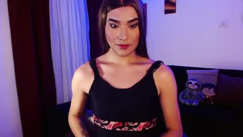 dashly_queen1 online show from April 7, 2026, 12:55 am