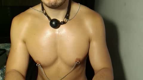 Snapshot of dave02_ chatting on October 12, 2025, 2:16 pm David online show from October 12, 2025, 2:16 pm