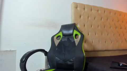 Snapshot of dave_skinnycum420 chatting on November 6, 2025, 7:20 am dave online show from November 6, 2025, 7:20 am