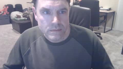 Snapshot of daved14u chatting on January 22, 2025, 7:03 am daved14u online show from January 22, 2025, 7:03 am