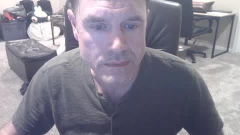 Snapshot of daved14u chatting on September 29, 2025, 6:07 am daved14u online show from September 29, 2025, 6:07 am