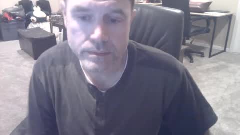 Snapshot of daved14u chatting on October 14, 2025, 5:30 am daved14u online show from October 14, 2025, 5:30 am