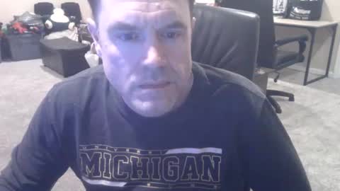 Snapshot of daved14u chatting on November 24, 2025, 7:30 am daved14u online show from November 24, 2025, 7:30 am