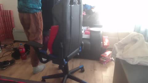 dave online show from March 9, 2025, 4:44 pm