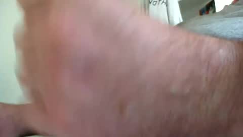 Snapshot of davesu12345 chatting on December 6, 2024, 8:59 am davesu12345 online show from December 6, 2024, 8:59 am