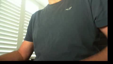 Snapshot of davesu12345 chatting on November 3, 2025, 7:20 am davesu12345 online show from November 3, 2025, 7:20 am