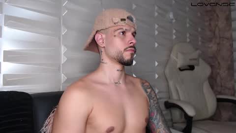 David col11 online show from November 14, 2025, 3:49 am