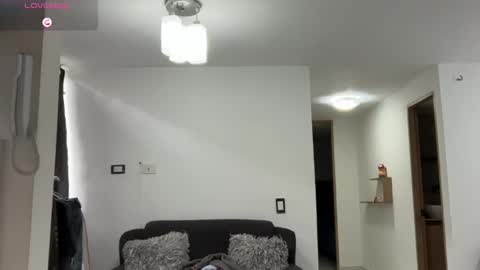 david_hot44 online show from April 15, 2026, 7:58 pm