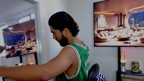 Hey im David that loves to explore and speak their fantasies. Very open talktative and nice. Feel free to chat with me online show from January 23, 2025, 12:30 pm