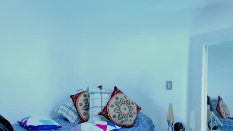 Hey im David that loves to explore and speak their fantasies. Very open talktative and nice. Feel free to chat with me online show from November 17, 2025, 12:00 pm