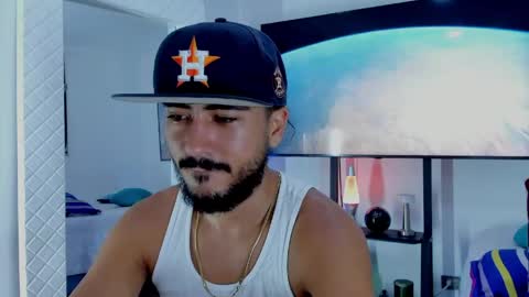 Hey im David that loves to explore and speak their fantasies. Very open talktative and nice. Feel free to chat with me online show from May 17, 2026, 12:08 am