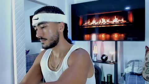 Hey im David that loves to explore and speak their fantasies. Very open talktative and nice. Feel free to chat with me online show from May 24, 2026, 1:10 am