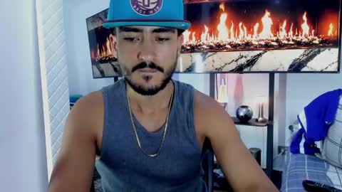 Hey im David that loves to explore and speak their fantasies. Very open talktative and nice. Feel free to chat with me online show from May 25, 2026, 1:22 am