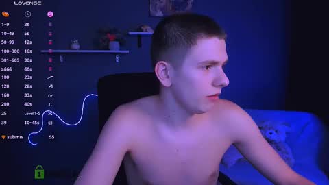 Snapshot of david_lovee chatting on March 10, 2025, 1:56 am David online show from March 10, 2025, 1:56 am