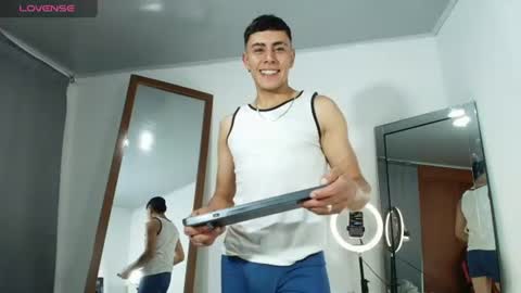 Snapshot of david_savage_ chatting on July 6, 2026, 11:40 pm david online show from July 6, 2026, 11:40 pm