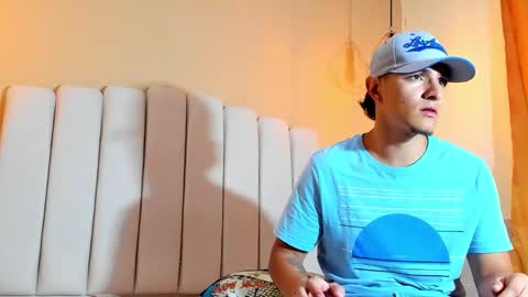 david_victoriaa online show from January 16, 2025, 12:20 pm