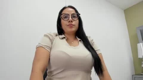 david_victoriaa online show from July 4, 2026, 1:06 pm