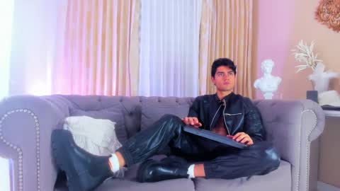 Snapshot of davidaponte017 chatting on January 3, 2025, 4:16 pm davidaponte online show from January 3, 2025, 4:16 pm