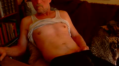 Snapshot of davidbo_no1 chatting on April 20, 2026, 10:18 am David online show from April 20, 2026, 10:18 am