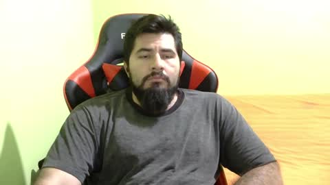 Snapshot of daviddelz chatting on December 10, 2024, 8:40 am David online show from December 10, 2024, 8:40 am