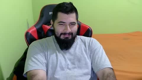 Snapshot of daviddelz chatting on December 14, 2024, 6:24 am David online show from December 14, 2024, 6:24 am