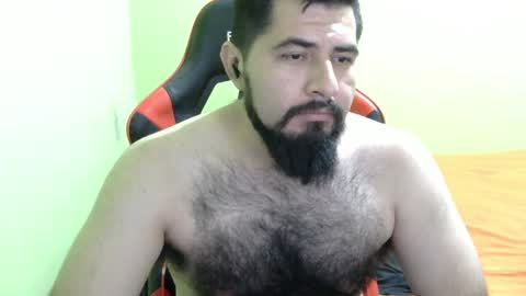 Snapshot of daviddelz chatting on December 18, 2024, 7:58 am David online show from December 18, 2024, 7:58 am