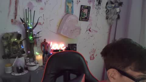 Snapshot of davidhumbee chatting on May 16, 2026, 2:19 am David Lucky 13 online show from May 16, 2026, 2:19 am