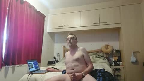 davidjmarshall46 online show from June 4, 2026, 8:42 am