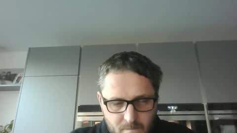 Snapshot of davidweys chatting on December 5, 2025, 8:12 am davidweys online show from December 5, 2025, 8:12 am