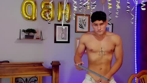 Snapshot of davies_brown chatting on January 13, 2025, 11:27 pm Davies brown    schedule 12pm to 5pm col time online show from January 13, 2025, 11:27 pm