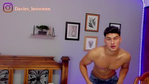 Snapshot of davies_brown chatting on January 18, 2025, 12:13 am Davies brown    schedule 12pm to 5pm col time online show from January 18, 2025, 12:13 am