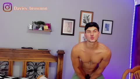 Snapshot of davies_brown chatting on February 23, 2025, 8:44 pm Davies brown    schedule 12pm to 5pm col time online show from February 23, 2025, 8:44 pm