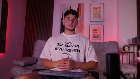 Snapshot of davies_brown chatting on March 11, 2025, 9:04 pm Davies brown    schedule 12pm to 5pm col time online show from March 11, 2025, 9:04 pm