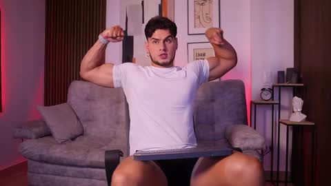 Snapshot of davies_brown chatting on September 29, 2025, 8:13 pm Davies brown    schedule 12pm to 5pm col time online show from September 29, 2025, 8:13 pm