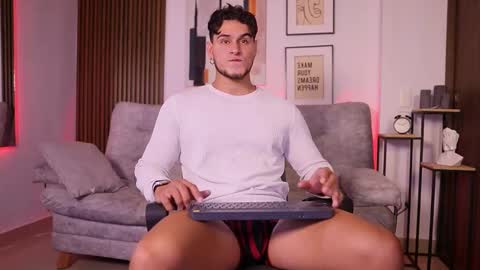 Snapshot of davies_brown chatting on October 2, 2025, 9:11 pm Davies brown    schedule 12pm to 5pm col time online show from October 2, 2025, 9:11 pm