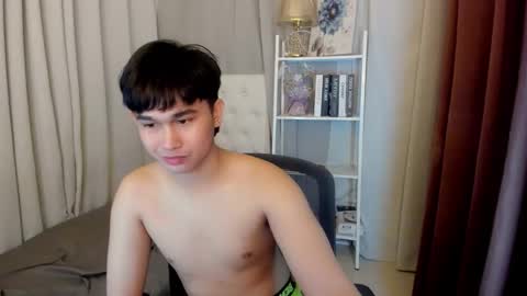 Snapshot of davincihugecock chatting on March 4, 2026, 5:08 pm daniel online show from March 4, 2026, 5:08 pm