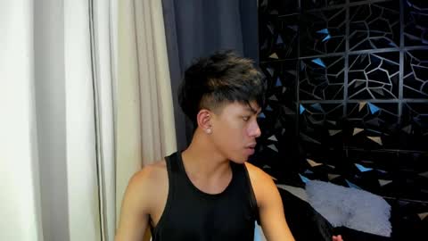 Snapshot of davincihugecock chatting on April 5, 2026, 2:20 am daniel online show from April 5, 2026, 2:20 am