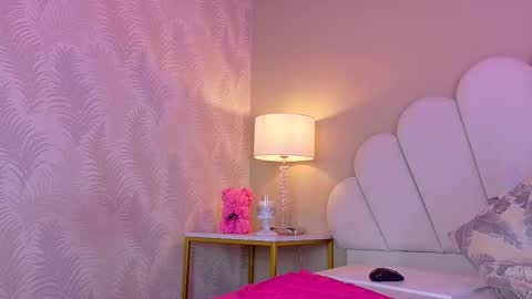 Valentina Gomez online show from December 17, 2025, 11:49 am