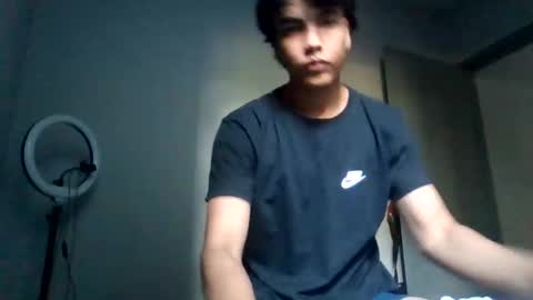 Snapshot of davinxxix chatting on June 1, 2026, 3:58 pm davinxi online show from June 1, 2026, 3:58 pm
