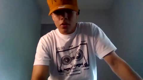 Snapshot of davinxxix chatting on June 2, 2026, 5:37 pm davinxi online show from June 2, 2026, 5:37 pm
