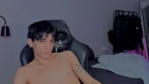 davis online show from January 27, 2025, 11:33 pm