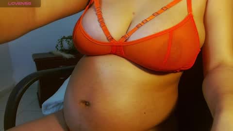 dayana online show from November 16, 2025, 9:42 pm