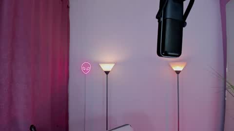 Snapshot of dayanna_tecca chatting on December 6, 2024, 3:30 am I am Dayanna  tecca online show from December 6, 2024, 3:30 am